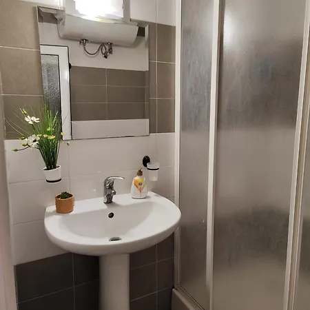 Nev 1 Διαμέρισμα *