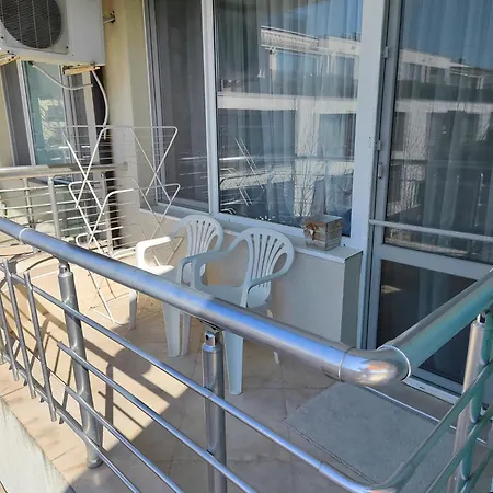 Διαμέρισμα Nev 1